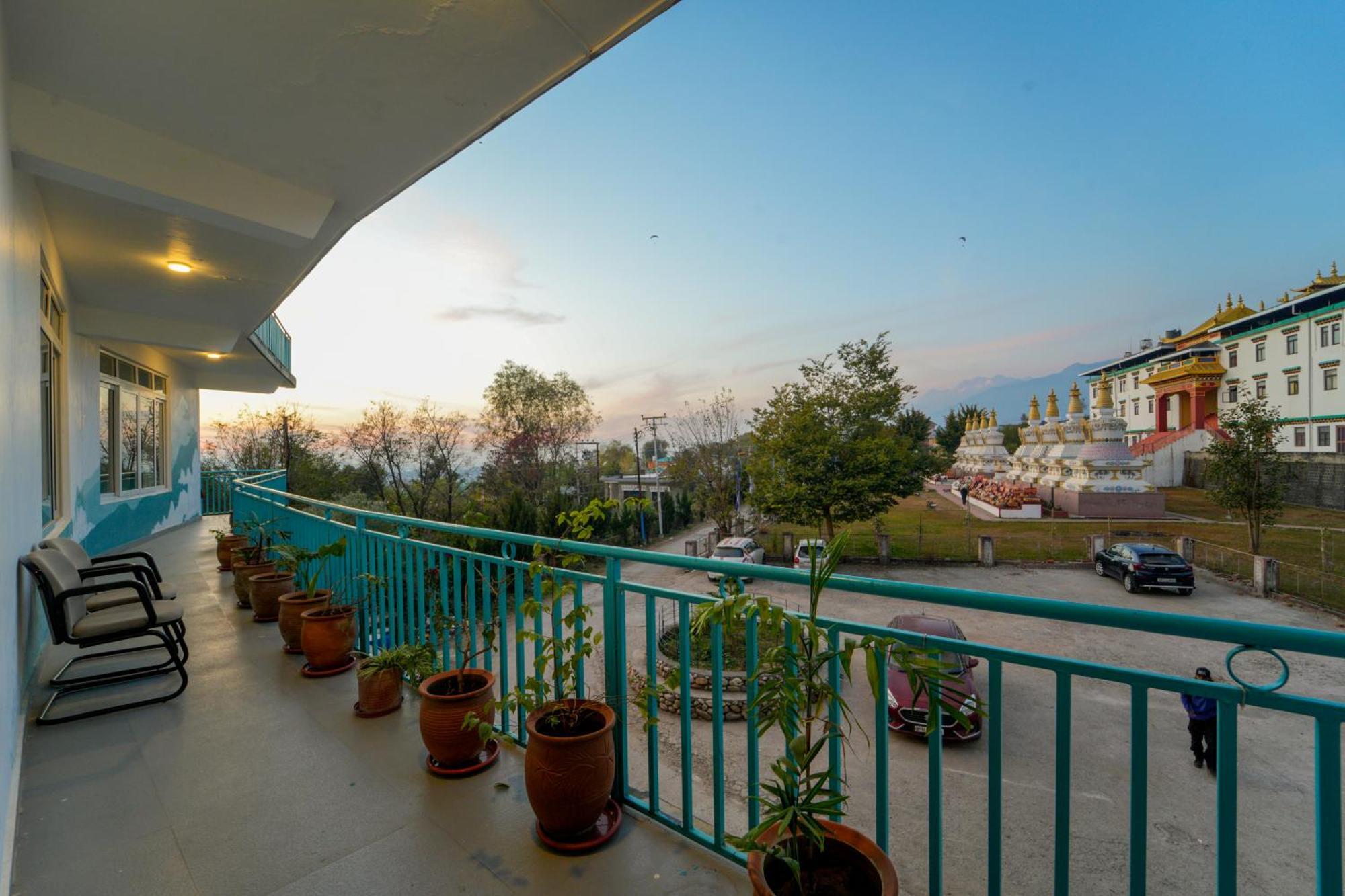 Chokling Arthouse - The Treasure Of Himalayas Hotel Bir  Bagian luar foto