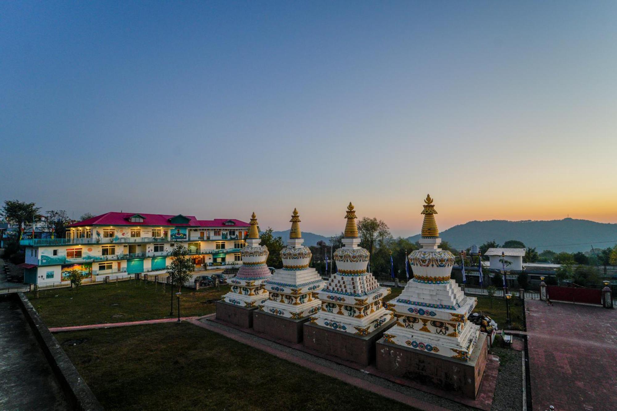 Chokling Arthouse - The Treasure Of Himalayas Hotel Bir  Bagian luar foto