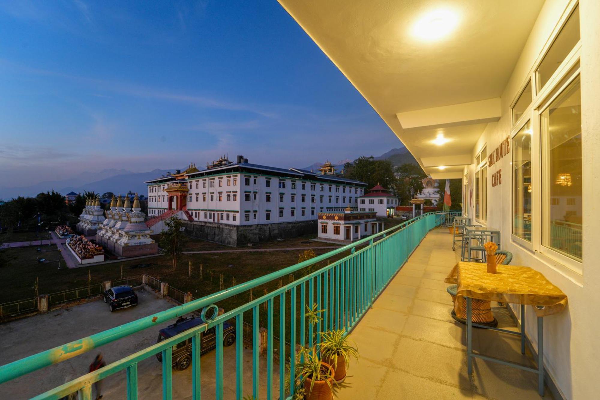 Chokling Arthouse - The Treasure Of Himalayas Hotel Bir  Bagian luar foto