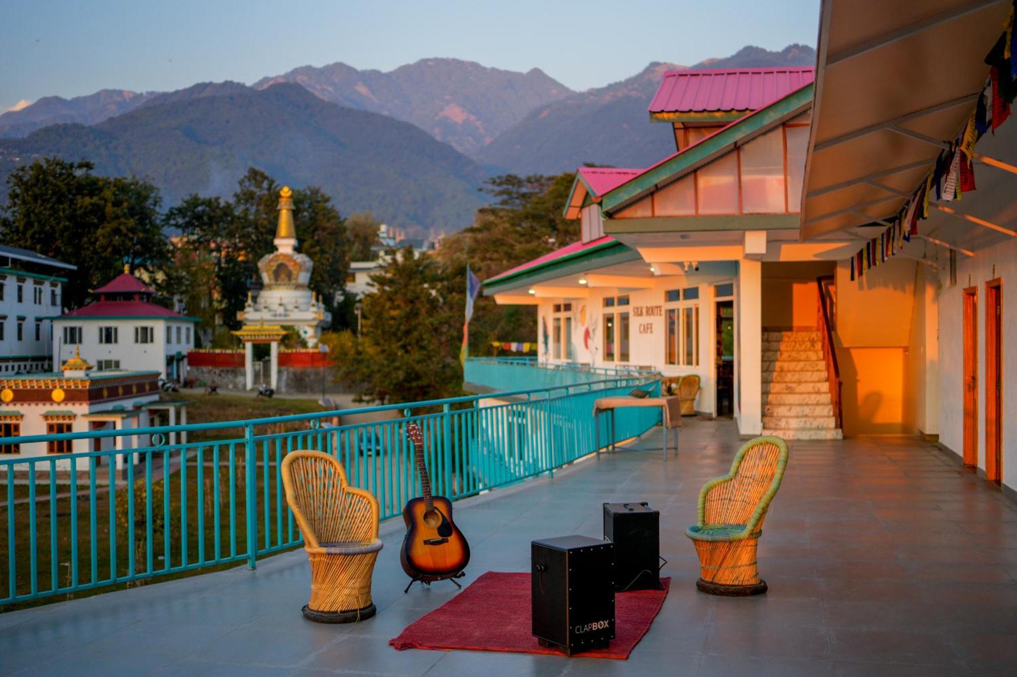 Chokling Arthouse - The Treasure Of Himalayas Hotel Bir  Bagian luar foto
