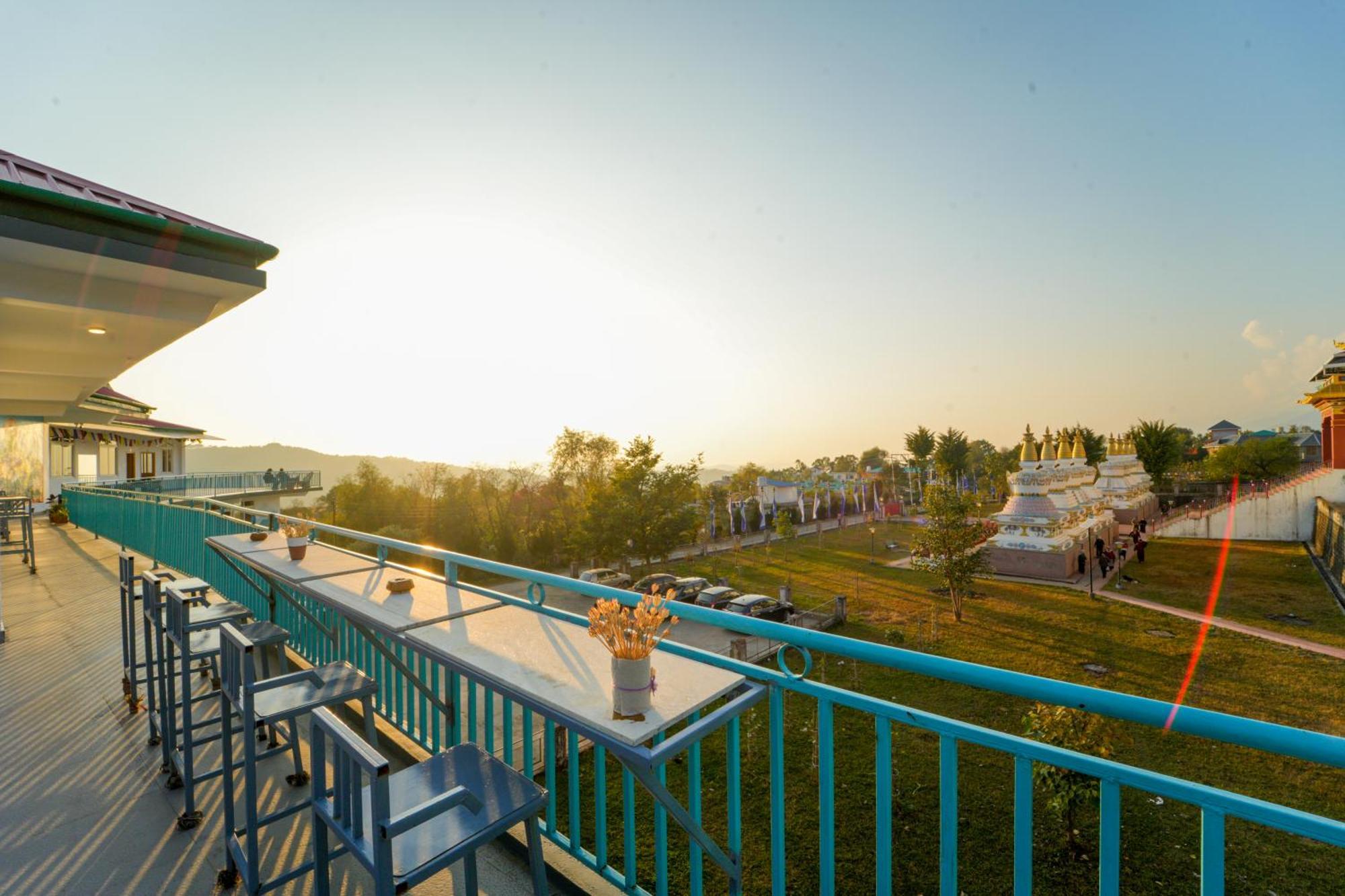 Chokling Arthouse - The Treasure Of Himalayas Hotel Bir  Bagian luar foto