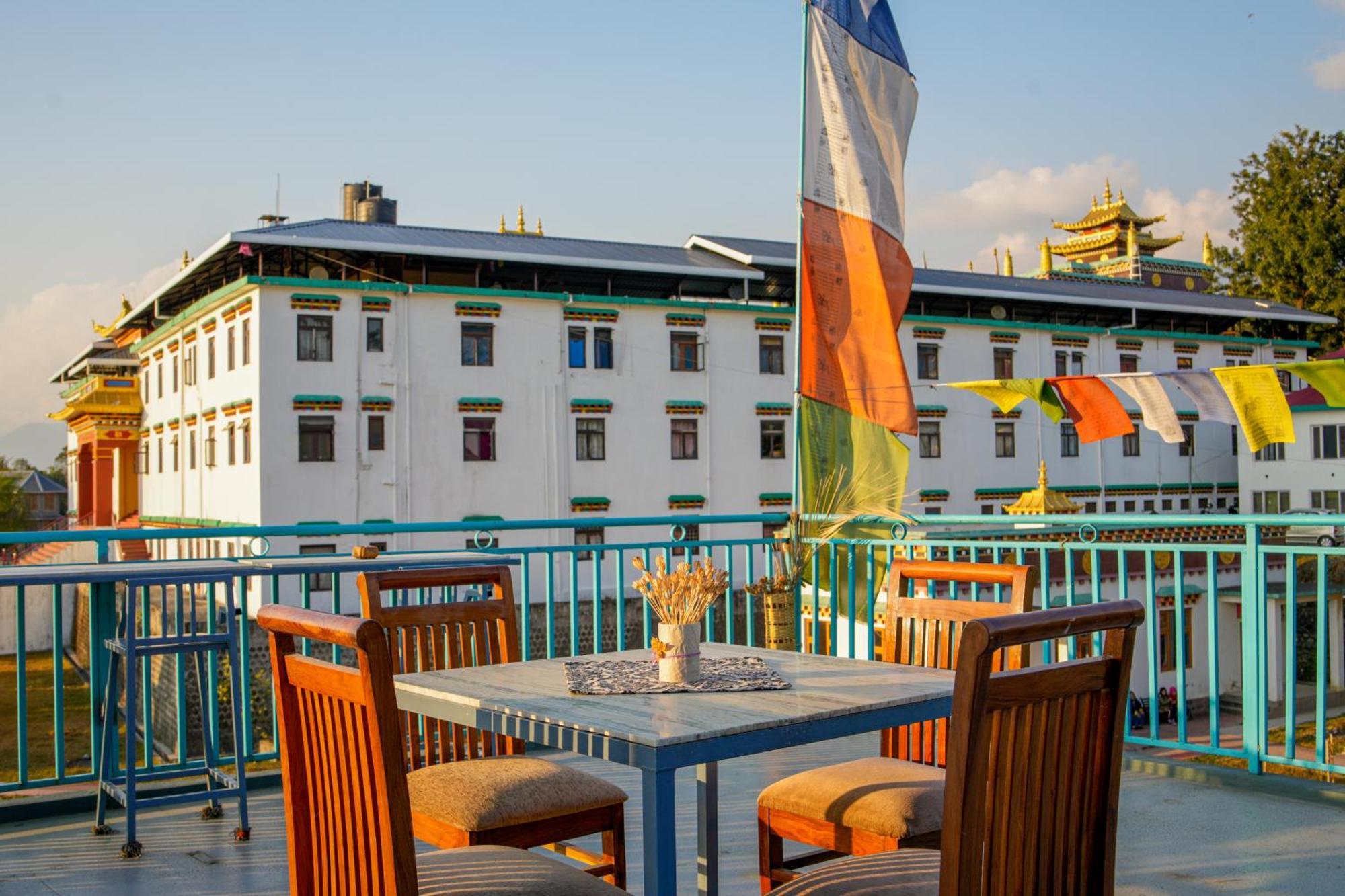 Chokling Arthouse - The Treasure Of Himalayas Hotel Bir  Bagian luar foto