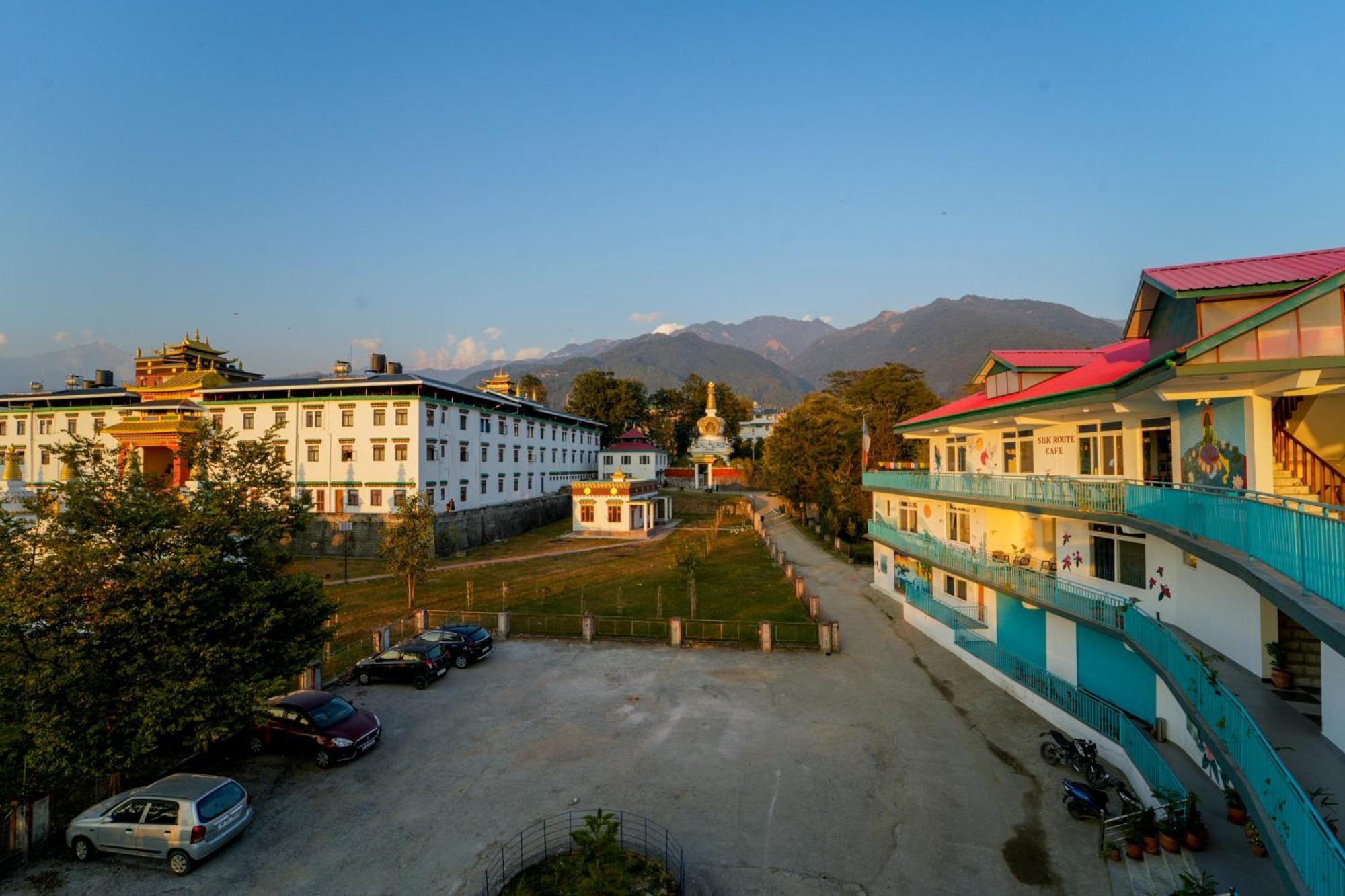Chokling Arthouse - The Treasure Of Himalayas Hotel Bir  Bagian luar foto
